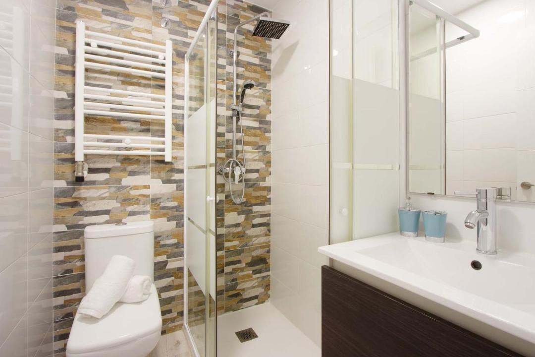 Photo of Bathroom in Logrono City Centre