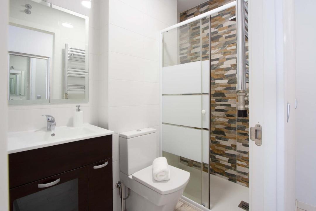 Photo of Bathroom in Logrono City Centre