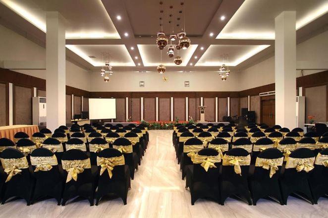 Photo of Others in Watampone