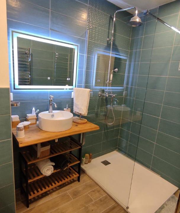 Photo of Bathroom in Thiviers