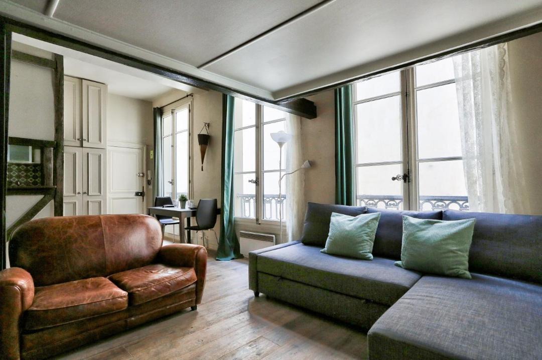 Photo of Livingroom in 6th Arrondissement
