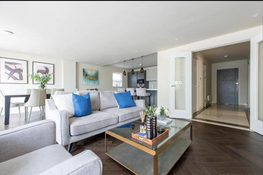 Photo of Livingroom in Chigwell