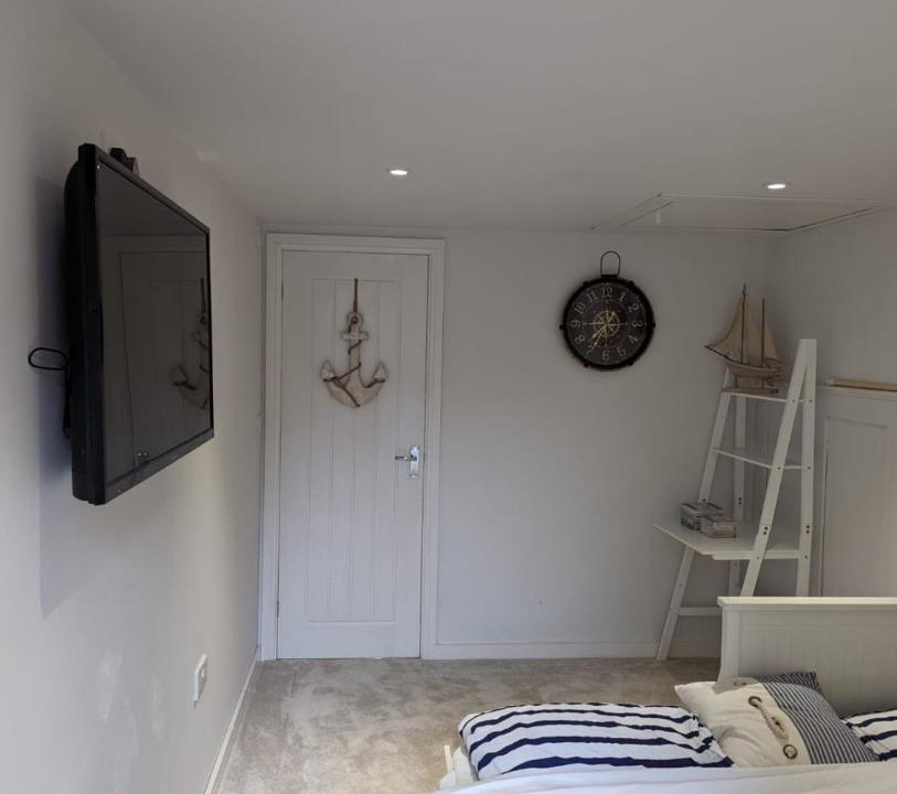 Photo of Others in Crynant