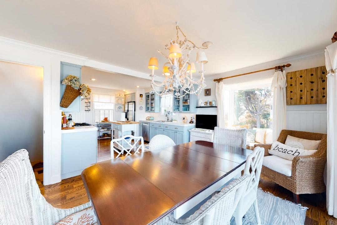 Photo of Others in Nelscott