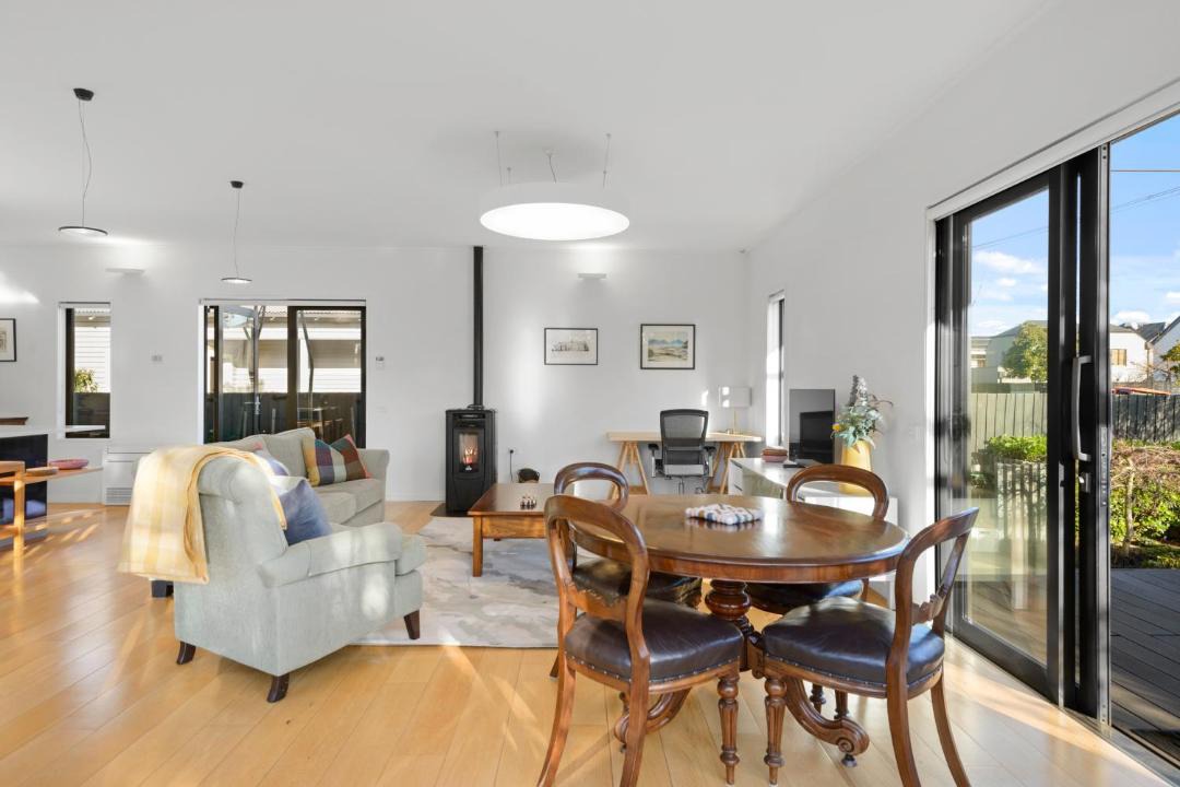 Photo of Others in Edgeware