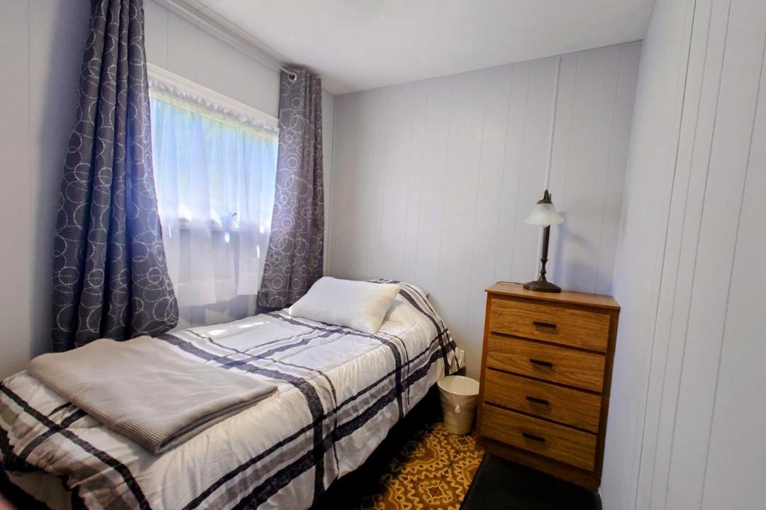 Photo of Bedroom in Linkletter