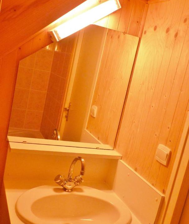Photo of Bathroom in Giffaumont-Champaubert