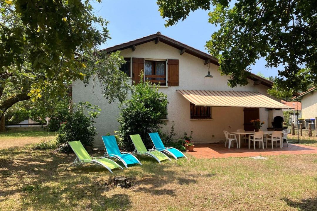 Photo of Others in Lanton