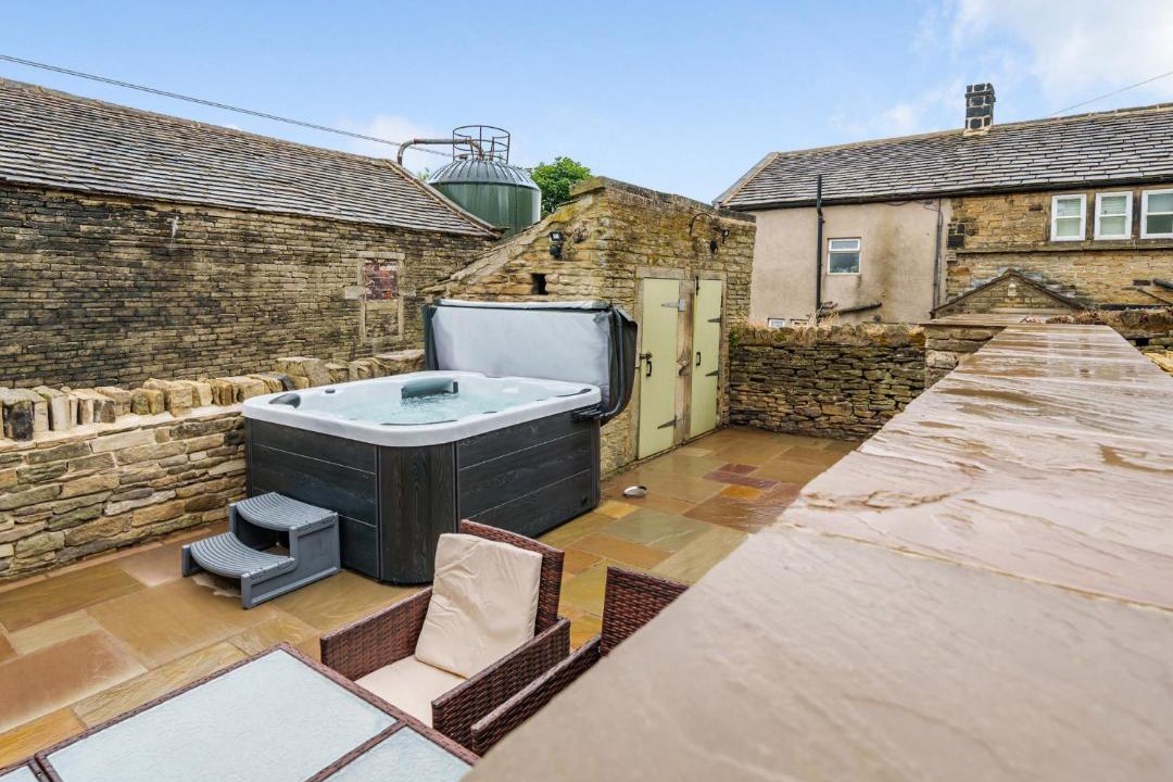 Photo of Others in Hepworth