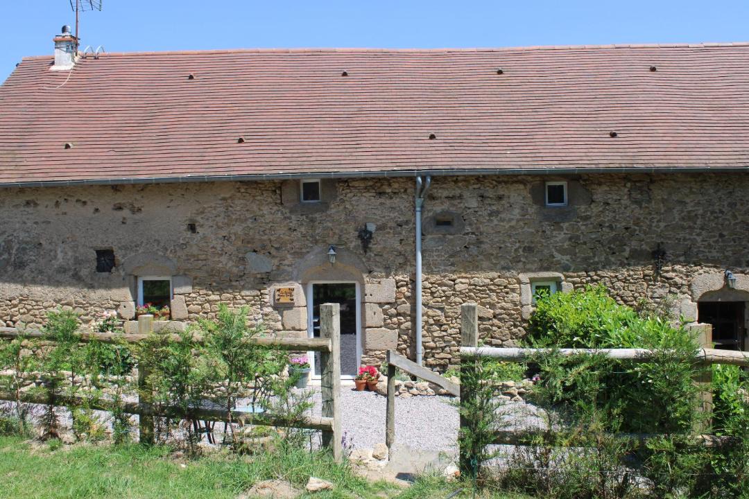 Photo of Buildings in Pouligny-Notre-Dame