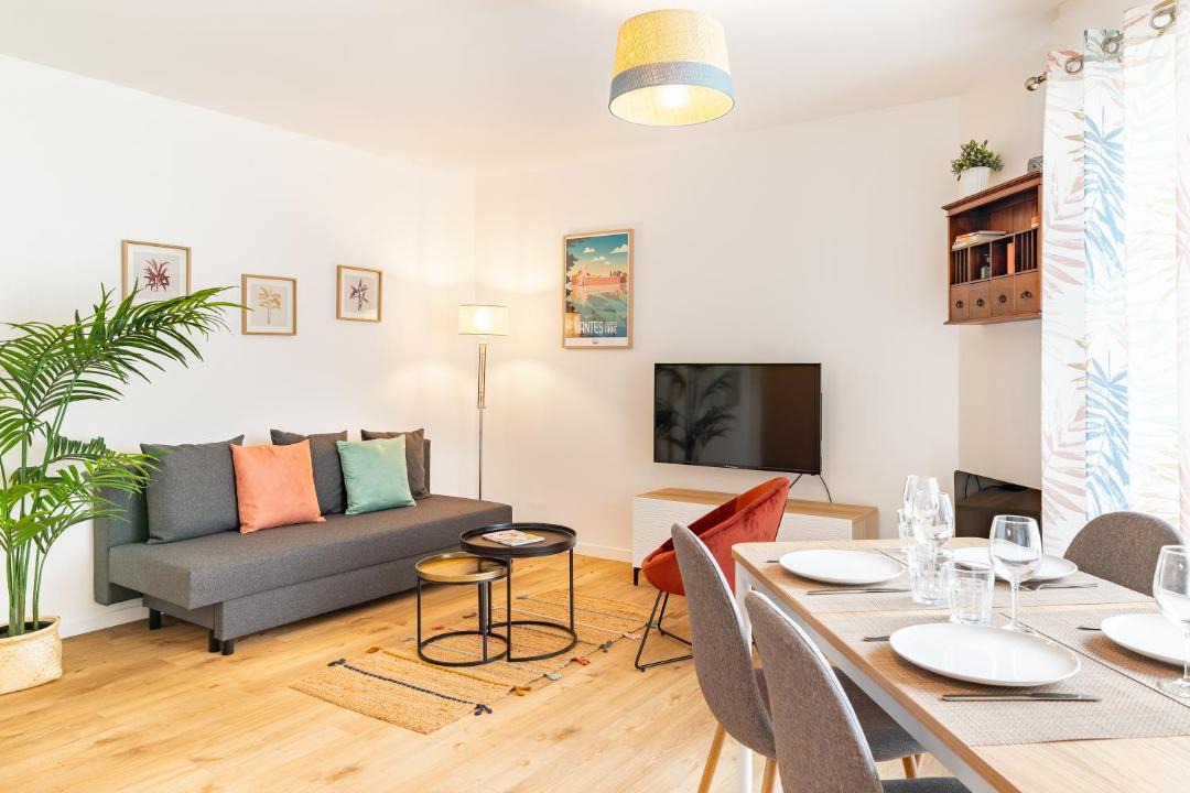 Photo of Livingroom in Madeleine-Champ de Mars