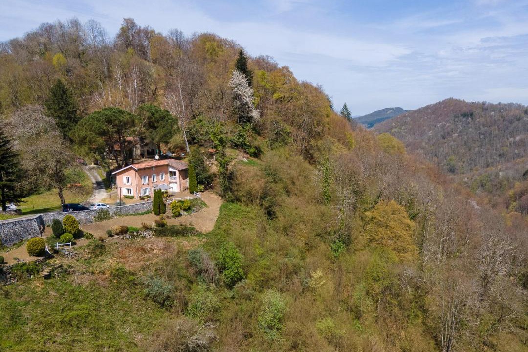 Photo of Outdoor in Herran