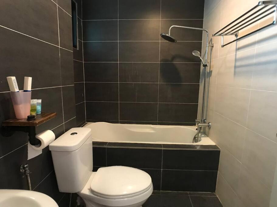 Photo of Bathroom in Jawa