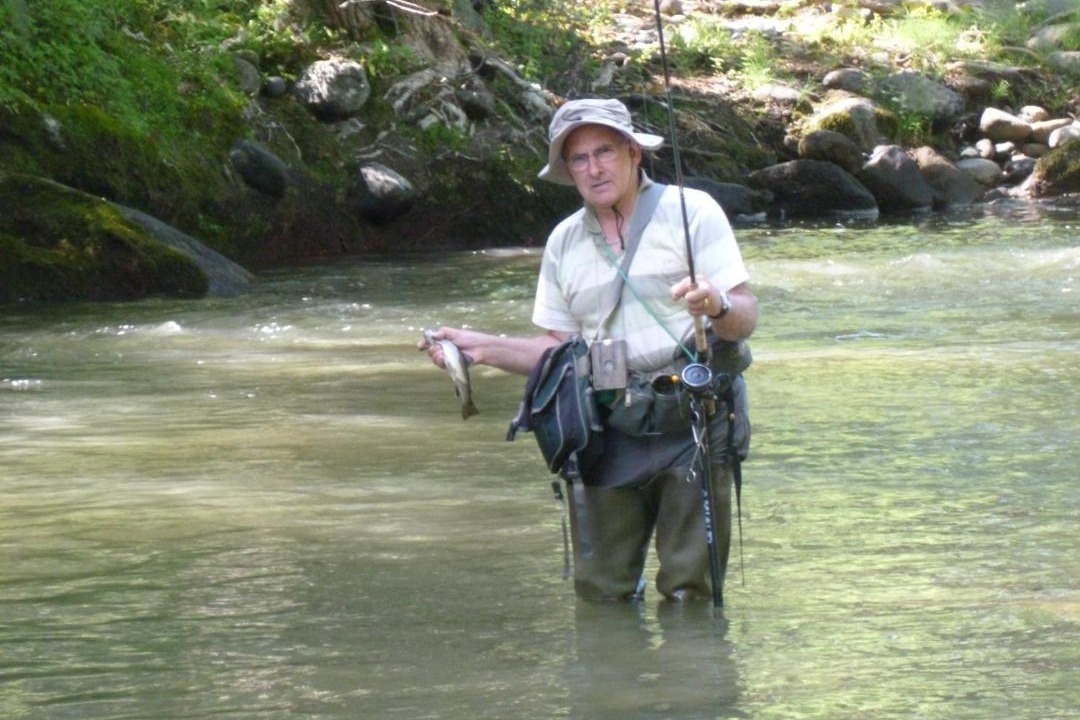 Photo of Human In Picture in Galan