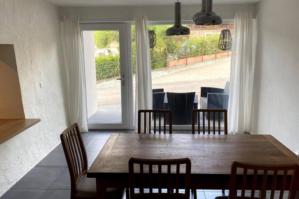 Photo of Others in Gals