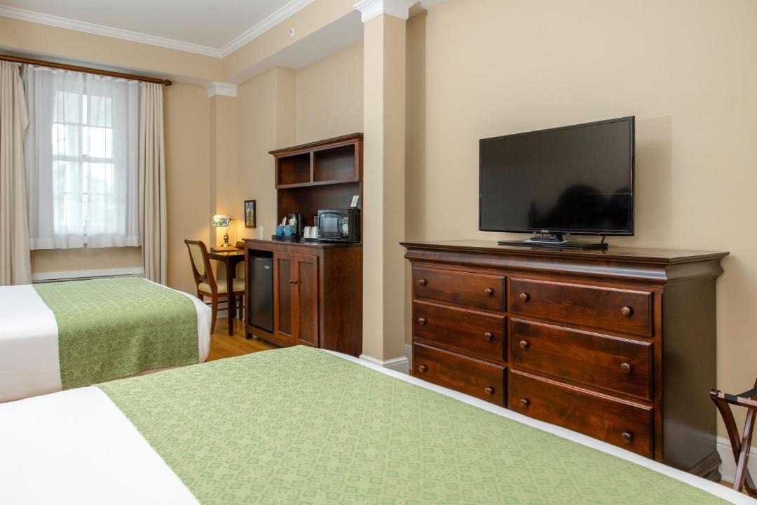 Photo of Others in Yellow Springs