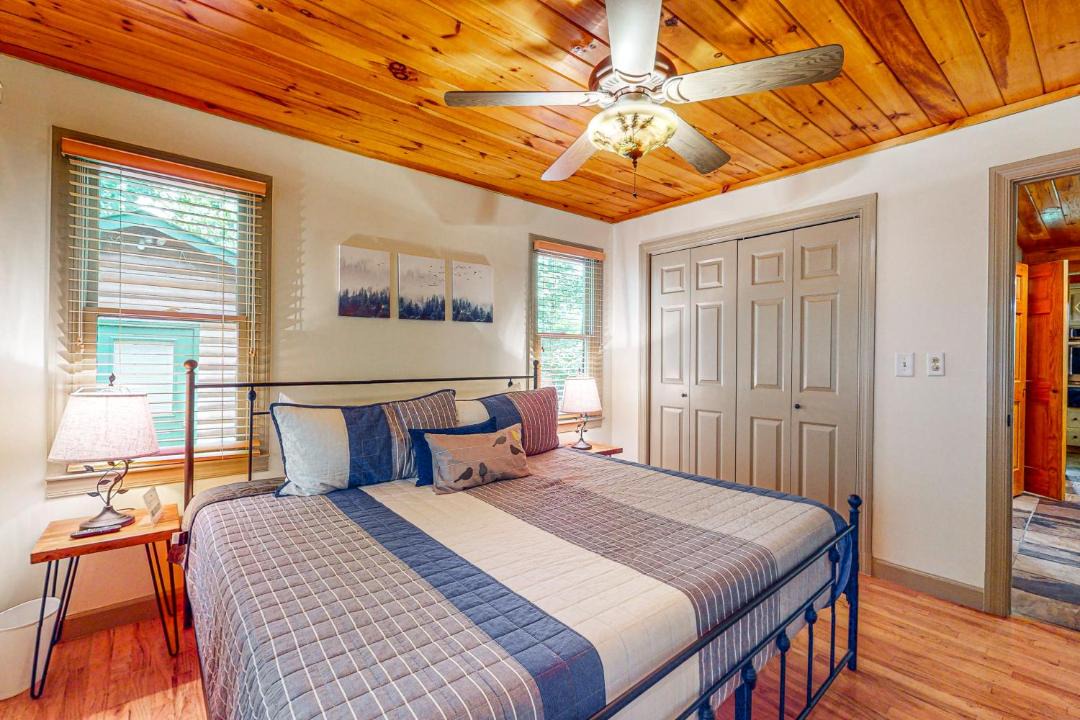 Photo of Others in Blue Ridge