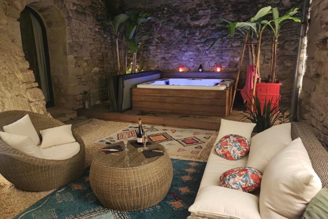 Photo of Others in Saint-Quentin-la-Poterie