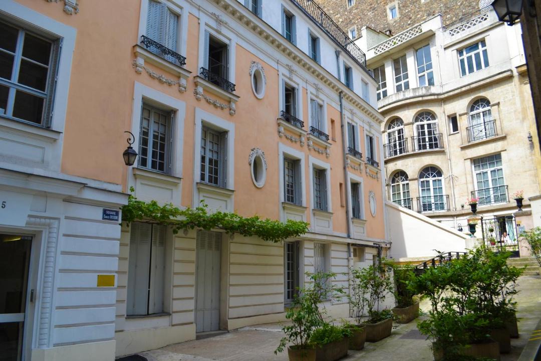 Photo of Buildings in Passy