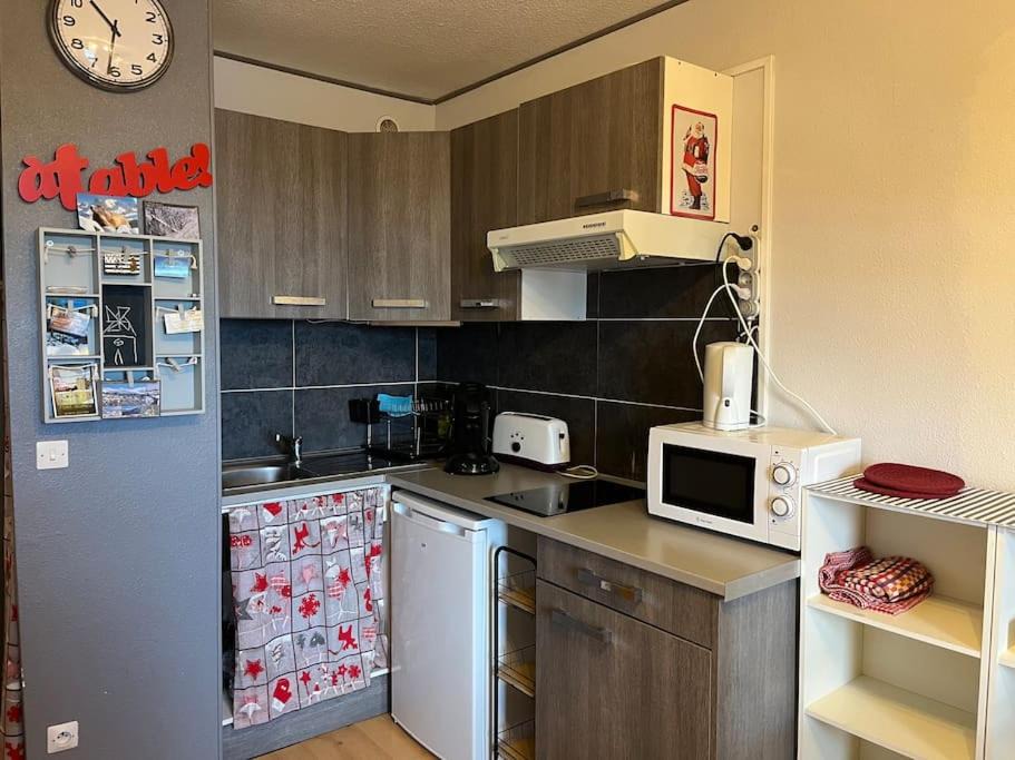 Photo of Kitchen in Pyrenees 2000