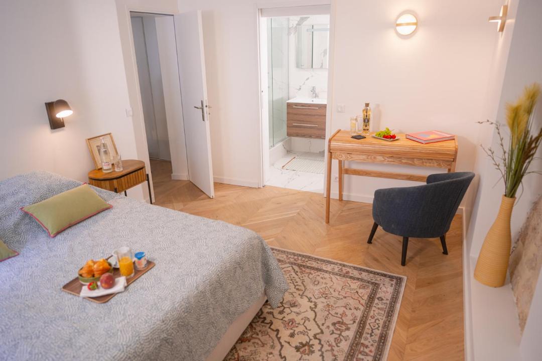 Photo of Bedroom in Passy