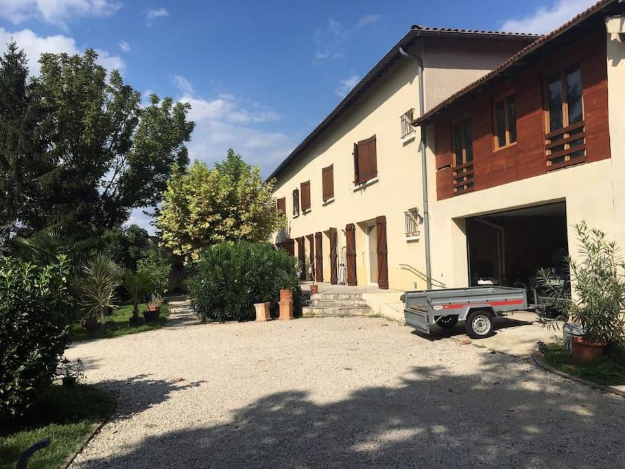 Photo of Others in Albon