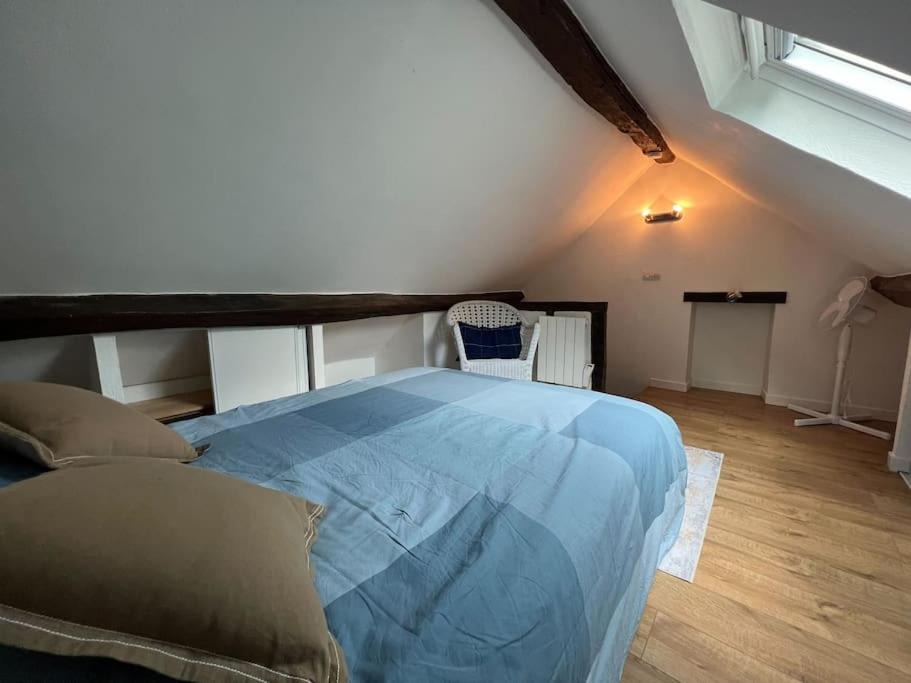 Photo of Others in Montigny-sur-Loing