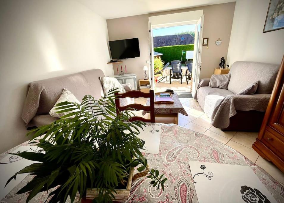 Photo of Livingroom in Beaumerie-Saint-Martin