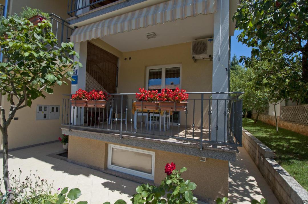 Photo of Patio Balcony in Spadici