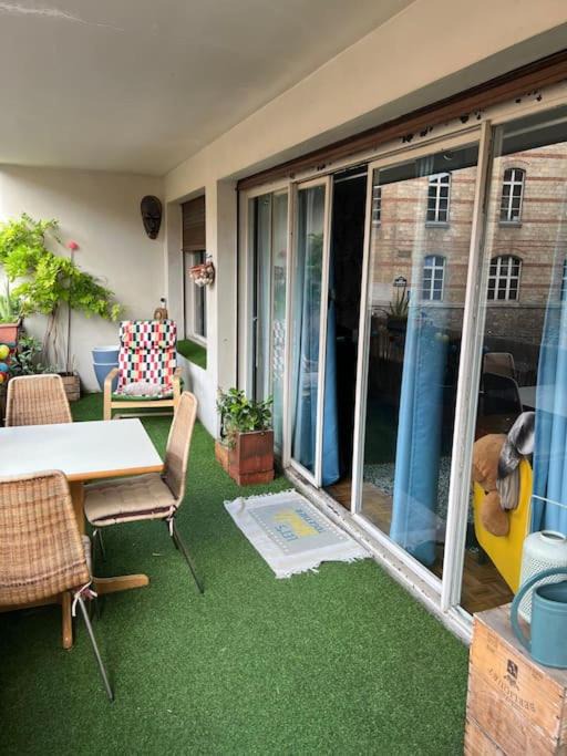 Photo of Patio Balcony in Saint-Fargeau