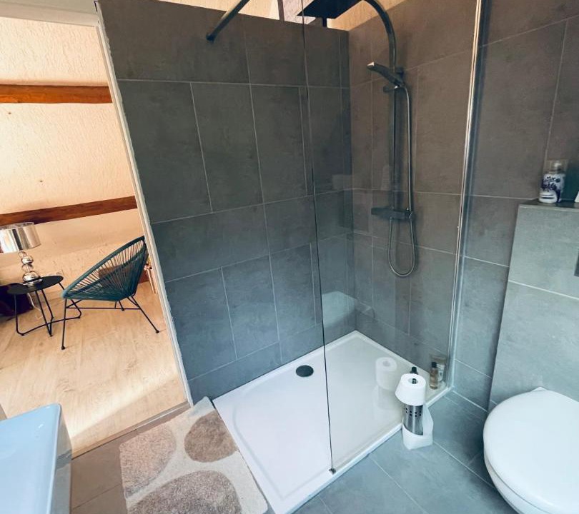 Photo of Bathroom in Aillieres-Beauvoir