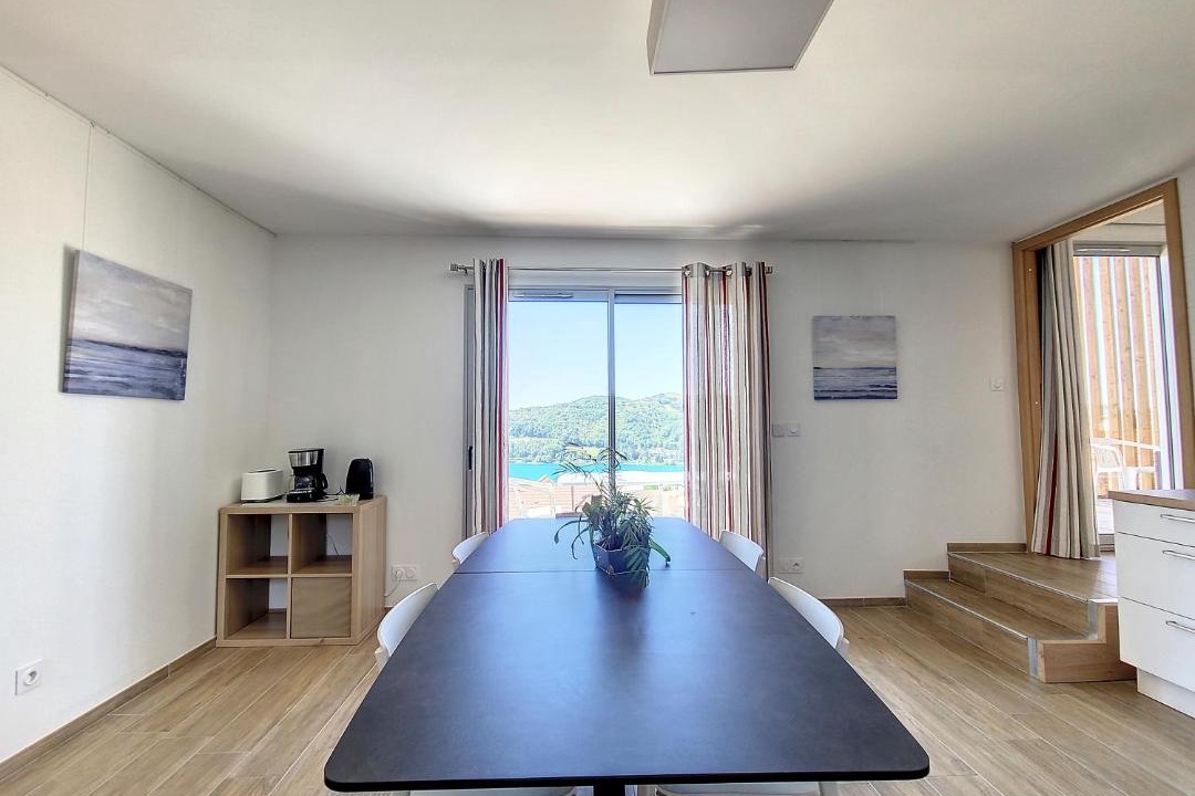 Photo of Others in Bilieu