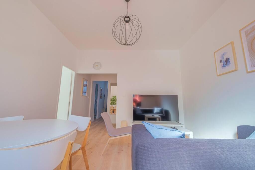 Photo of Others in Jamin