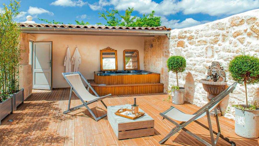 Photo of Patio Balcony in Prignac-et-Marcamps