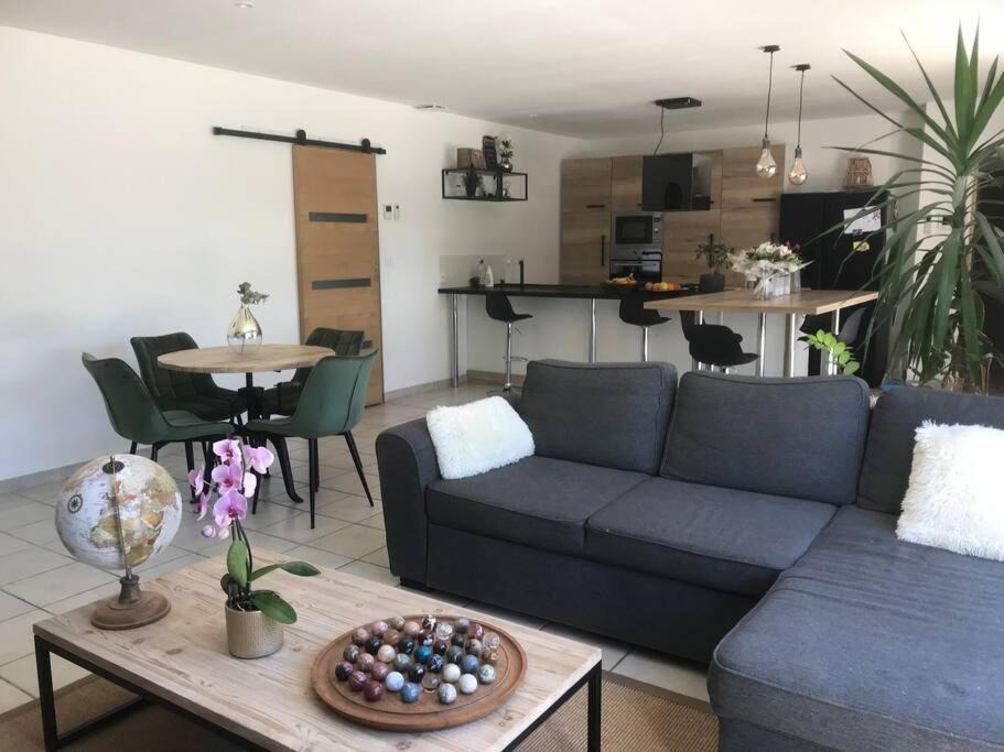 Photo of Others in Senas