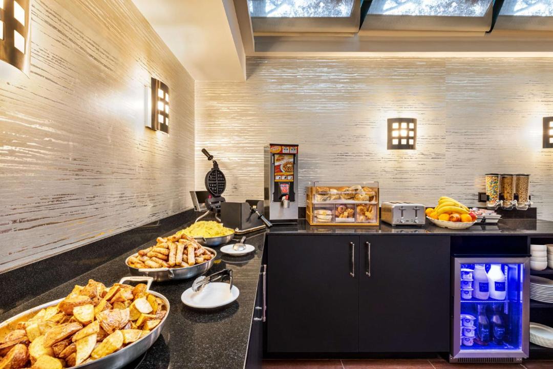 Photo of Kitchen in Great Neck Plaza