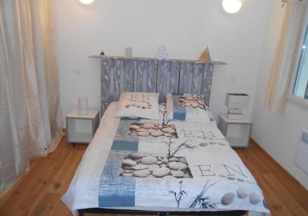 Photo of Bedroom in Peille