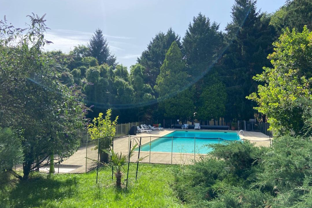 Photo of Others in Le Dourn