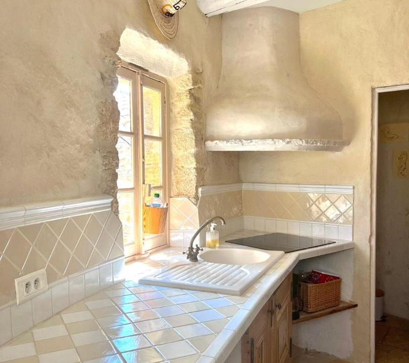 Photo of Kitchen in Chateauneuf-du-Pape