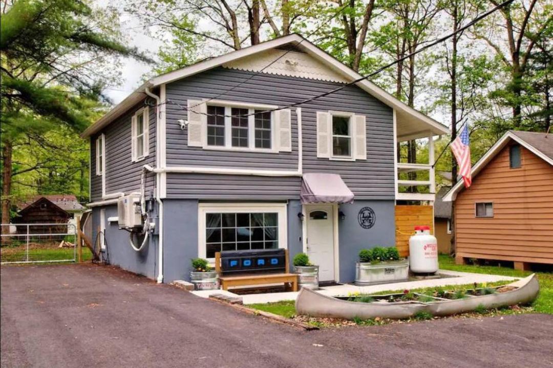 Photo of Buildings in Hawley