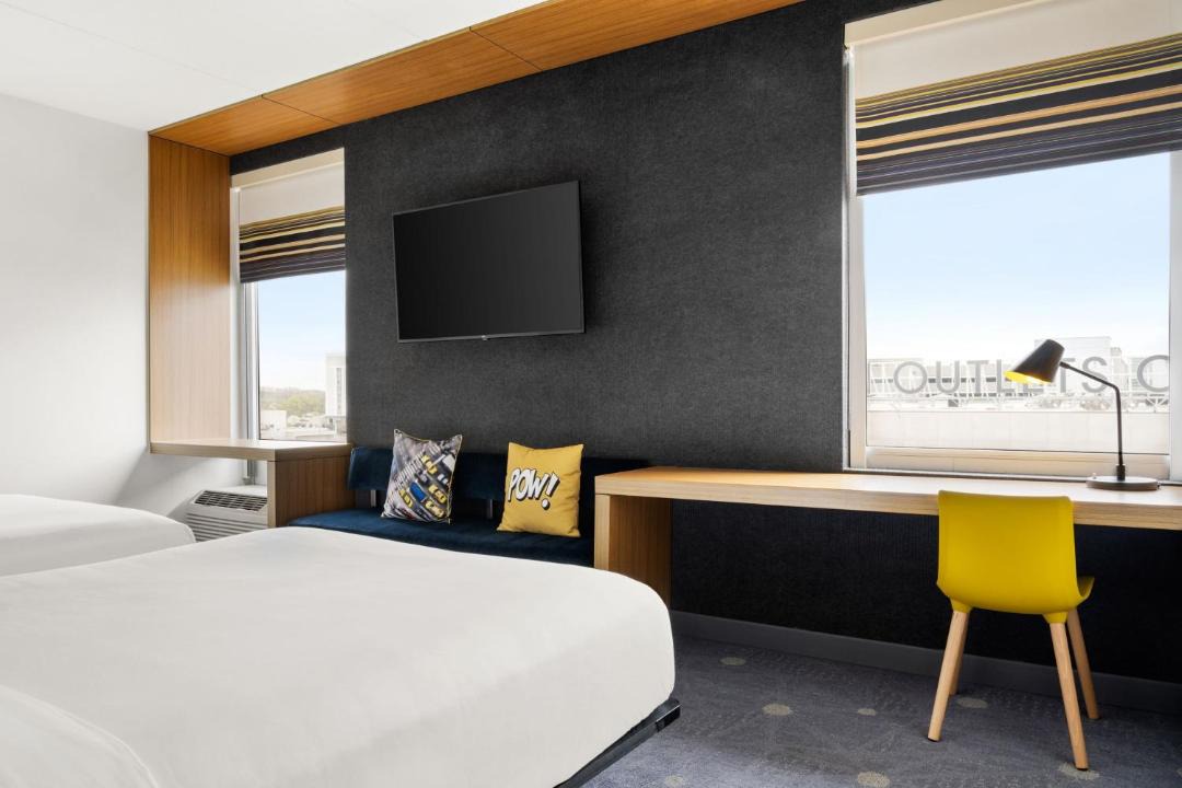 Photo of Bedroom in Rosemont