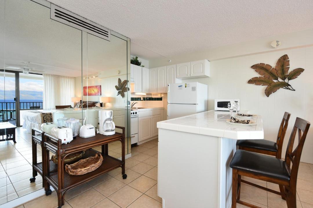 Photo of Others in Kahana