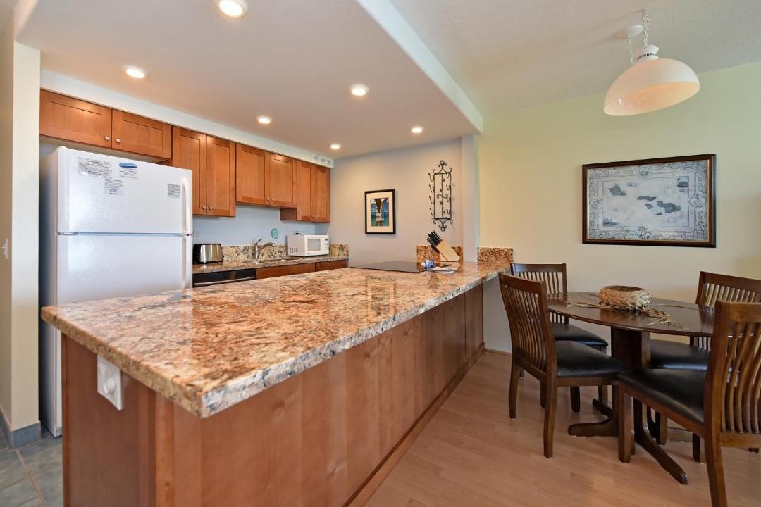 Photo of Others in Kahana