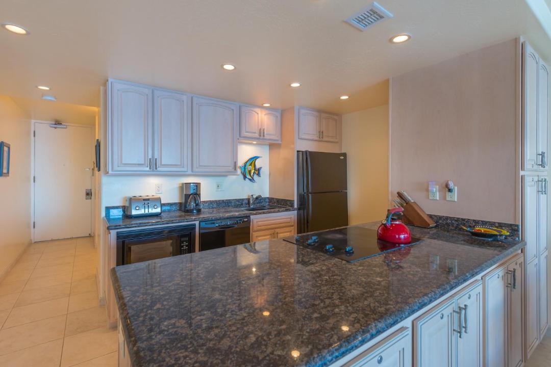 Photo of Others in Kahana