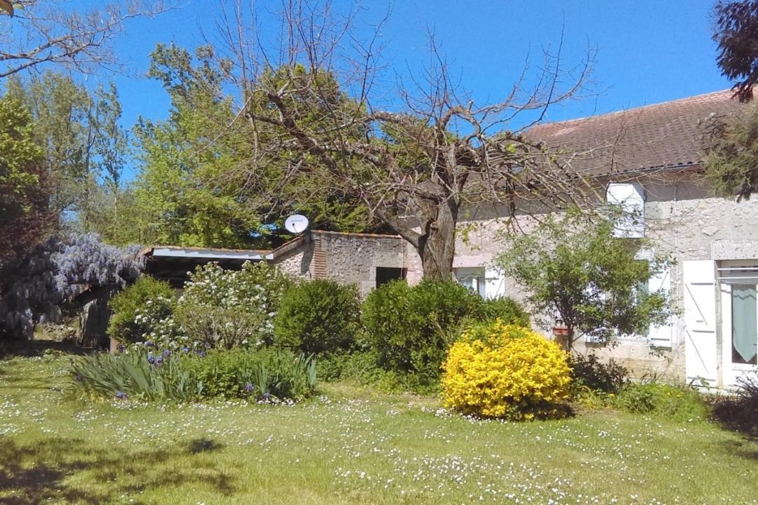 Photo of Others in Saint-Pierre-de-Buzet