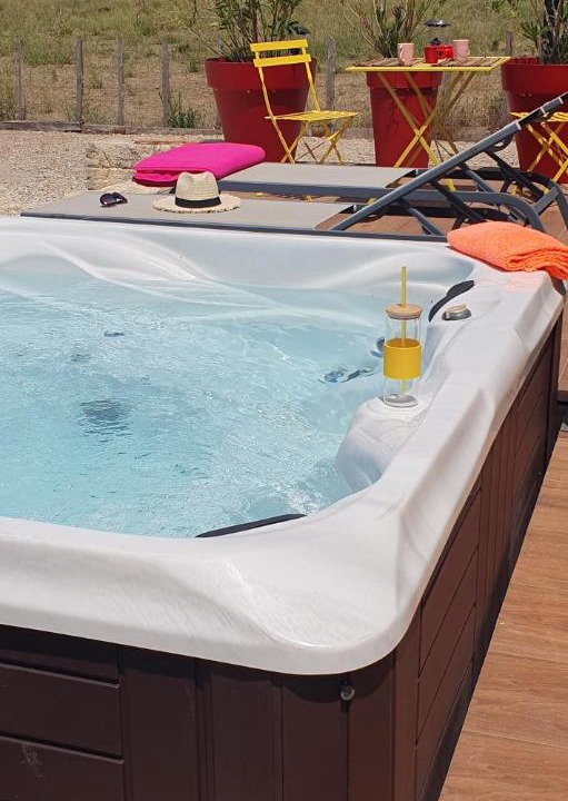 Photo of Others in Le Cailar