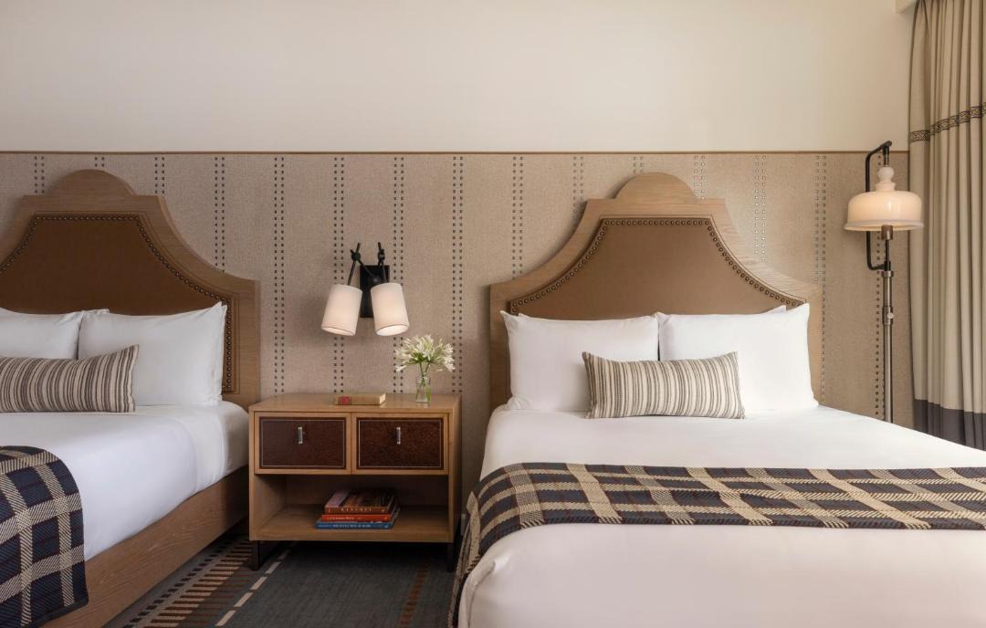 Photo of Bedroom in La Jolla Farms