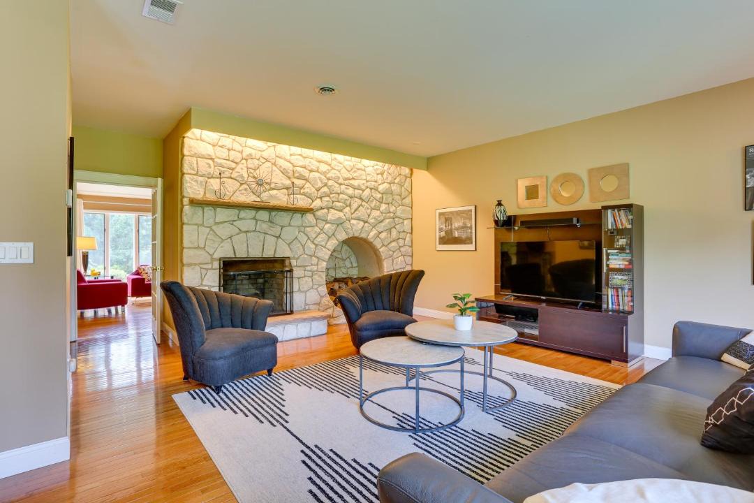 Photo of Others in Warwick