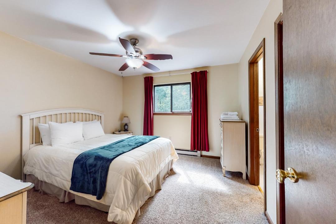 Photo of Bedroom in Jim Thorpe