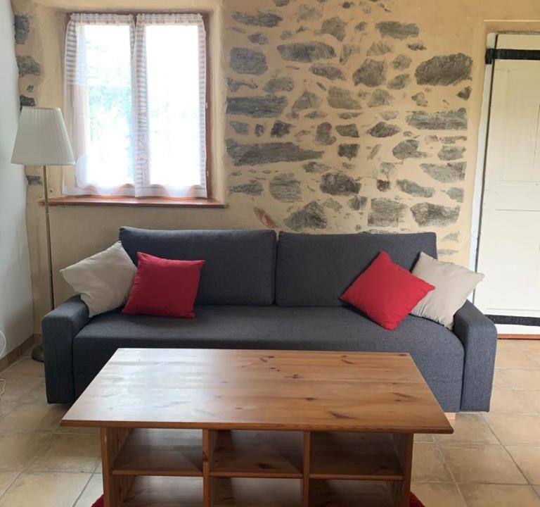Photo of Livingroom in Mirandol-Bourgnounac